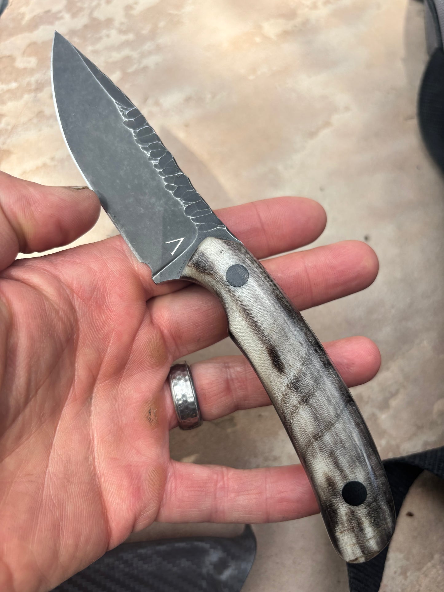 Middle Fork Hunter-OG in 52100 Carbon Steel, Parkerized/Stonewash Finish, Aoudad Scales w/Black Micarta Liners, Micarta Pins