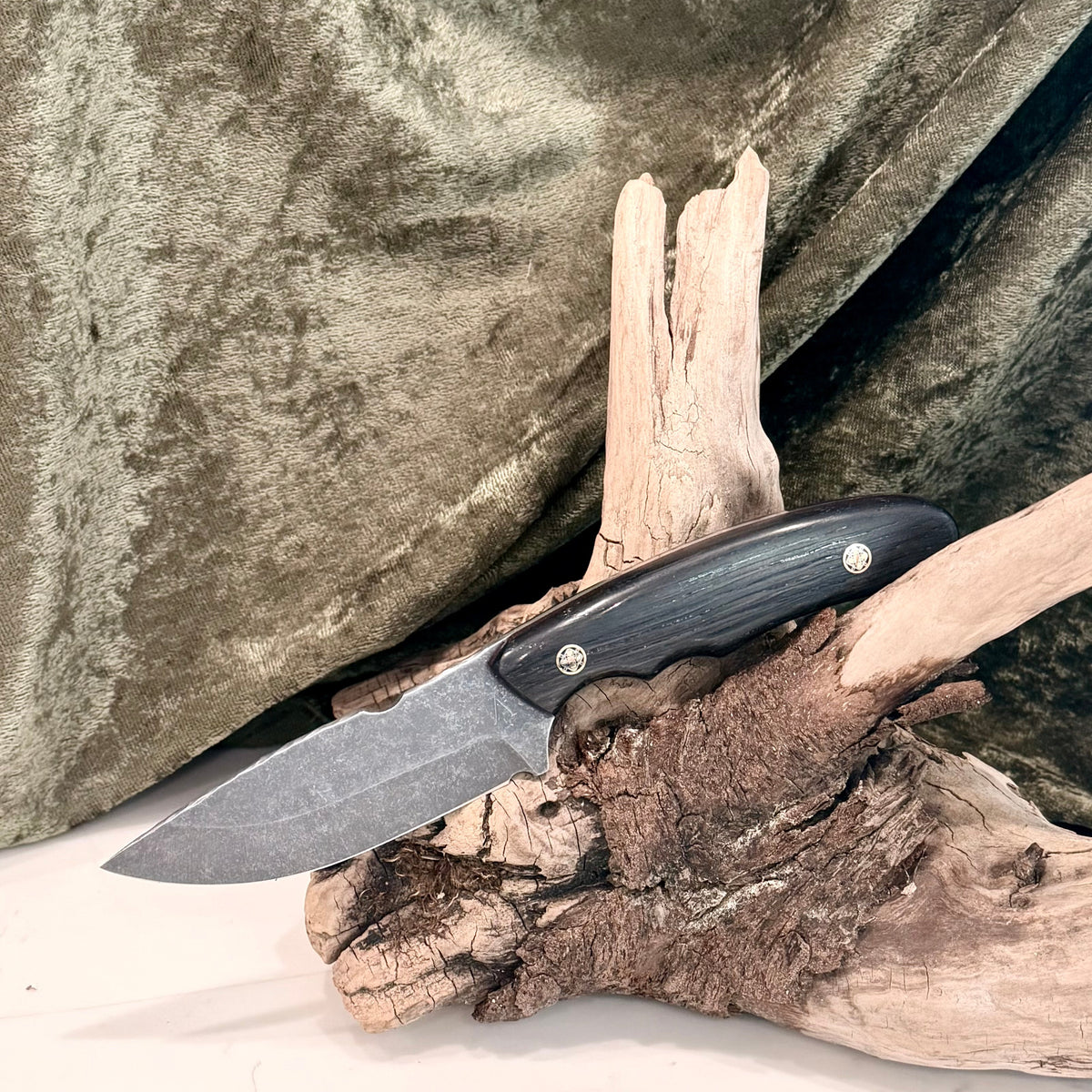 Middle Fork Hunter Autograph Series, Nitro-V, Ancient Bog Oak